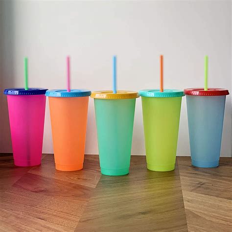 Cups that magically transition between colors